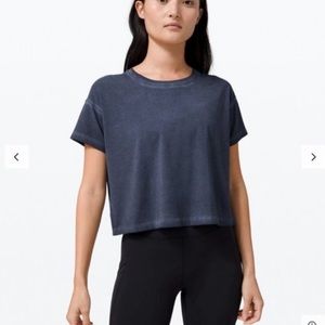 Lululemon cropped top shirt love Cate tee 2 NWT